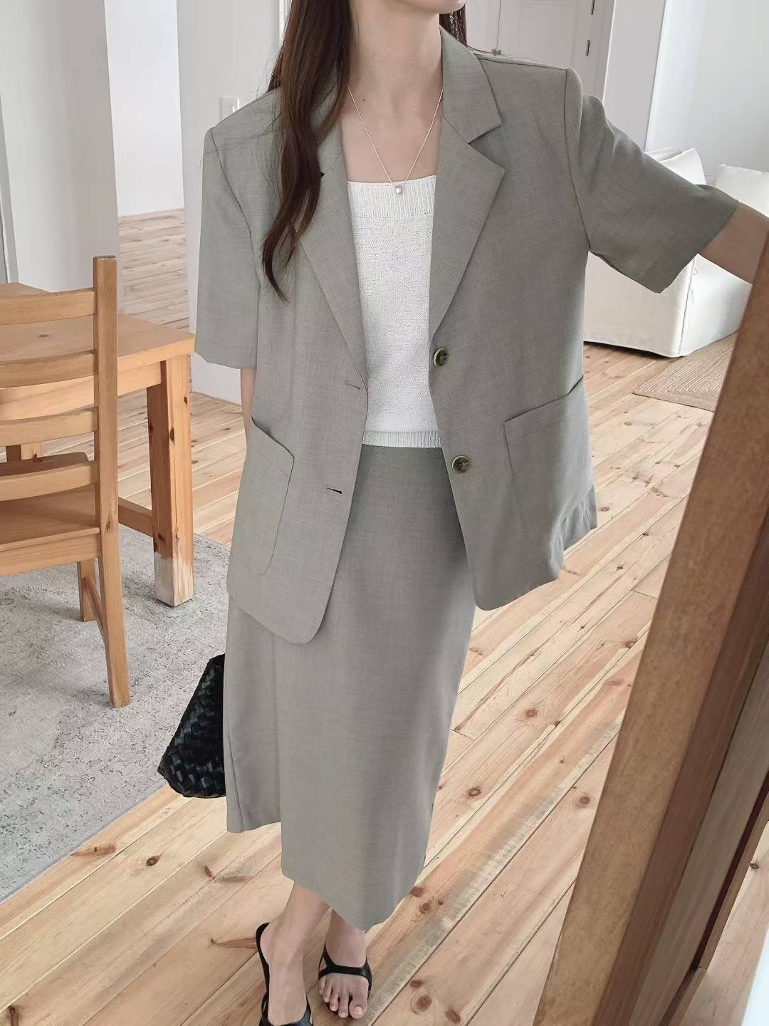 AT THIS MOMENT東大門㊣實拍女士新品推薦職業半身裙中短裙AT THIS MOMENT半身裙/中短裙