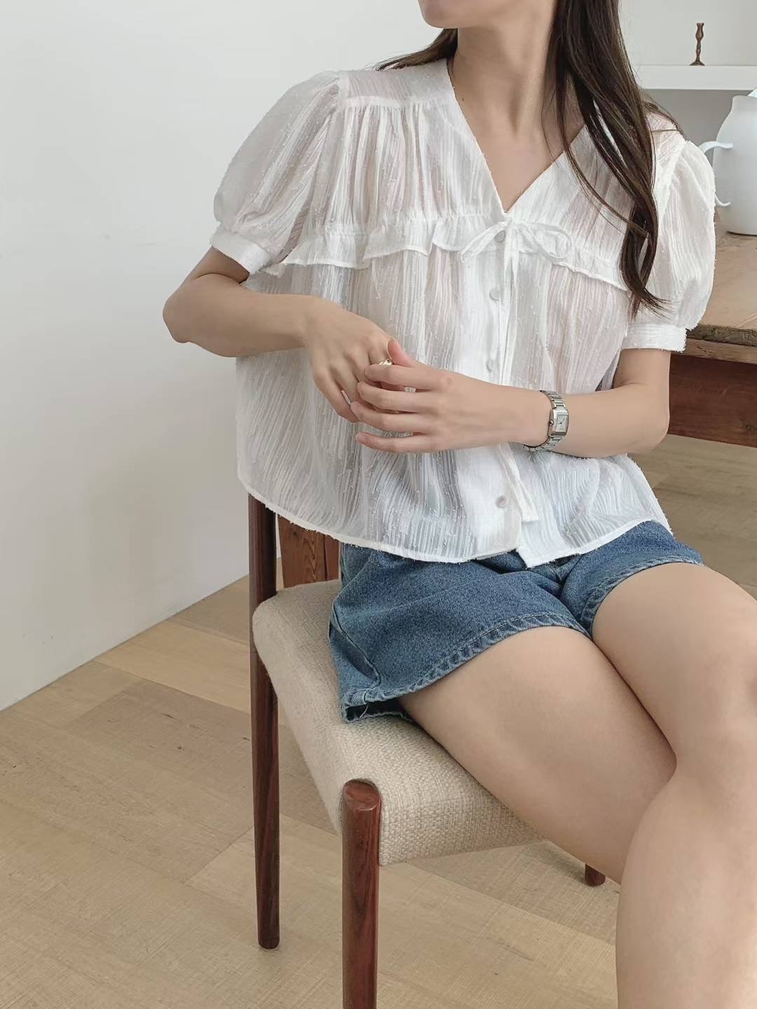 AT THIS MOMENT韓國代購㊣女裝新品25春夏時尚襯衫蕾絲衫AT THIS MOMENT襯衫/蕾絲衫