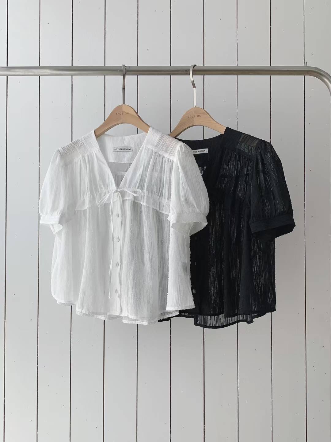AT THIS MOMENT韓國代購㊣女裝新品25春夏時尚襯衫蕾絲衫AT THIS MOMENT襯衫/蕾絲衫圖色2左二色