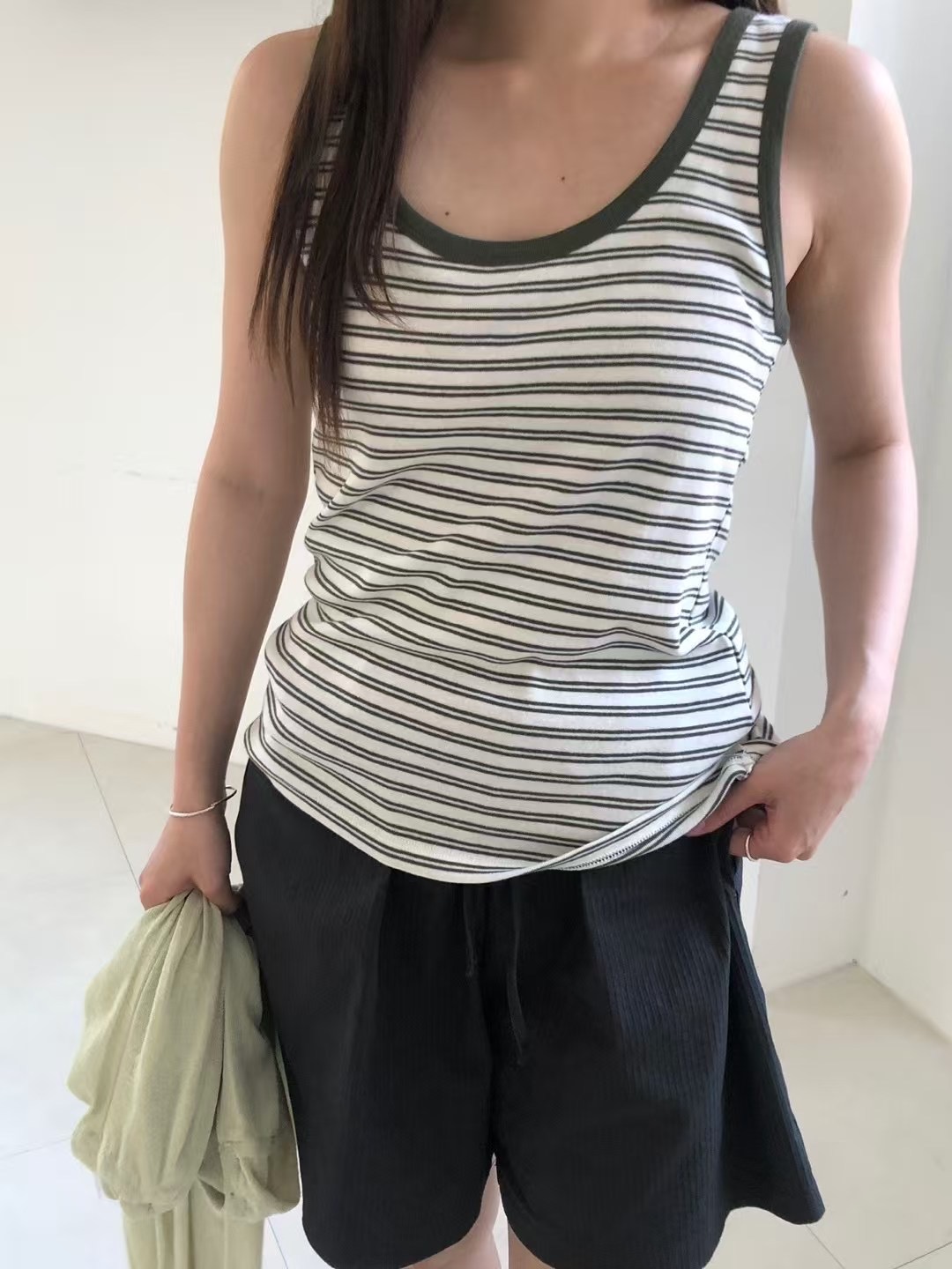 CLOSER韓國直郵㊣女裝新款25春夏休閑人氣職業時尚吊帶背心CLOSER吊帶/背心圖色2