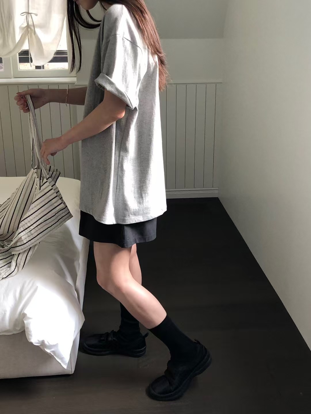 CLOSER韓國代購㊣女士新款熱賣推薦時尚職業真品人氣T恤刺繡CLOSERT恤