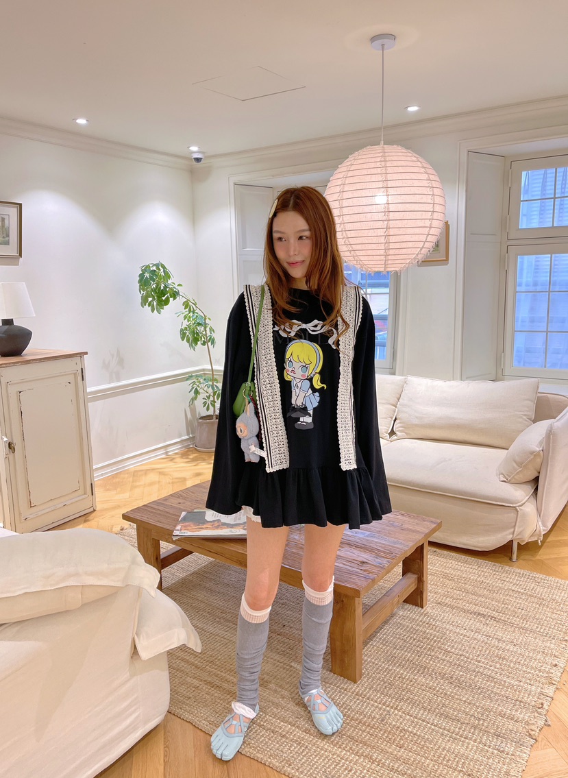 BOUTIQUE-L東大門㊣實拍女裝新款職業人氣推薦長袖T恤披肩BOUTIQUE-L長袖T恤