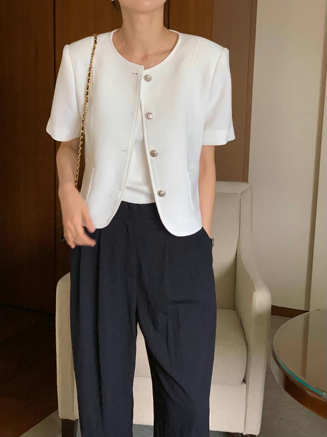 INOUF韓國代購㊣女士新品推薦真品休閑時尚熱賣人氣職業夾克INOUF/FLUTTER夾克