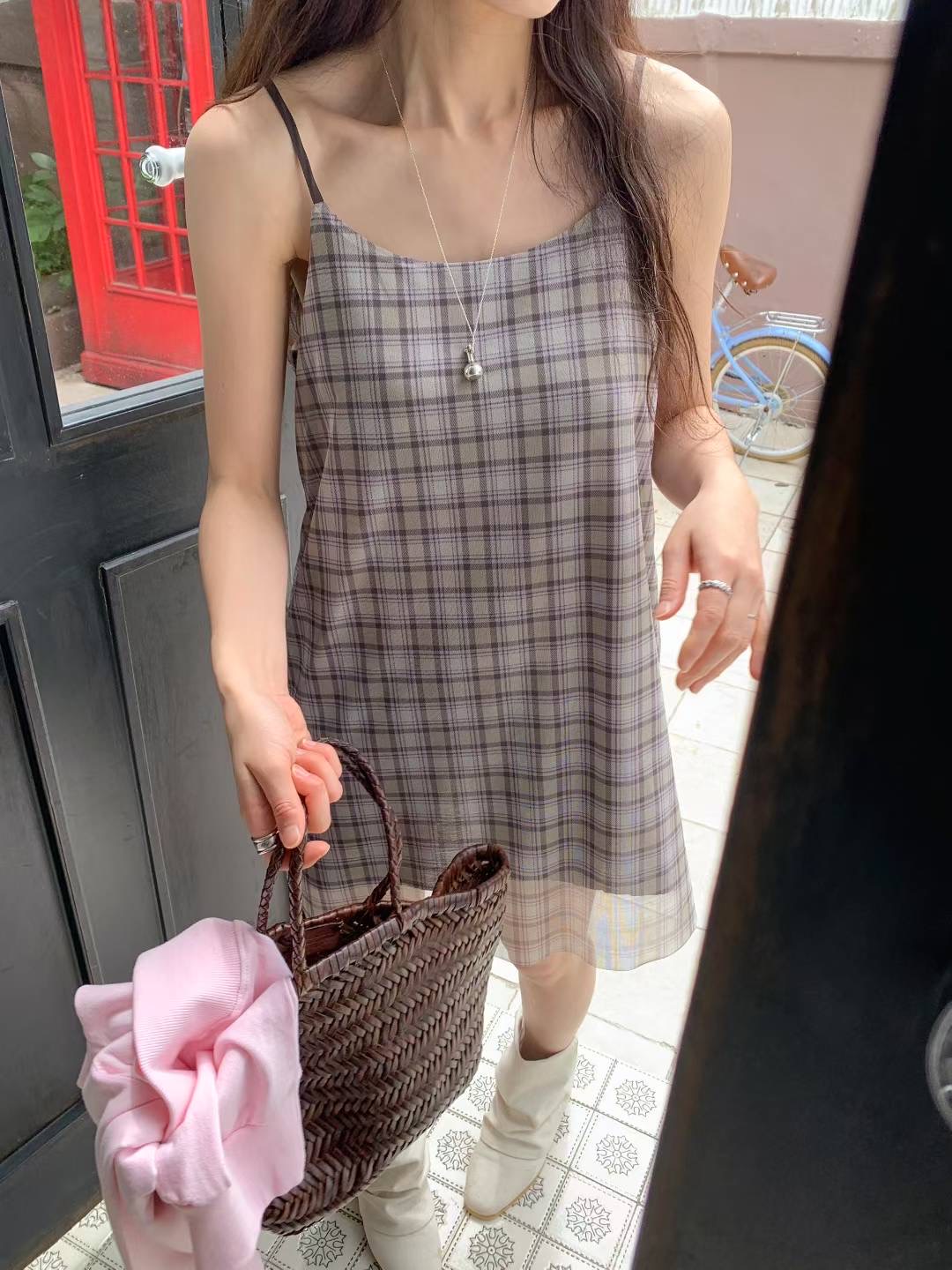 UNCOVER CUBE韓國直郵㊣女士新款休閑職業時尚人氣連衣裙含包LALAGIRL連衣裙