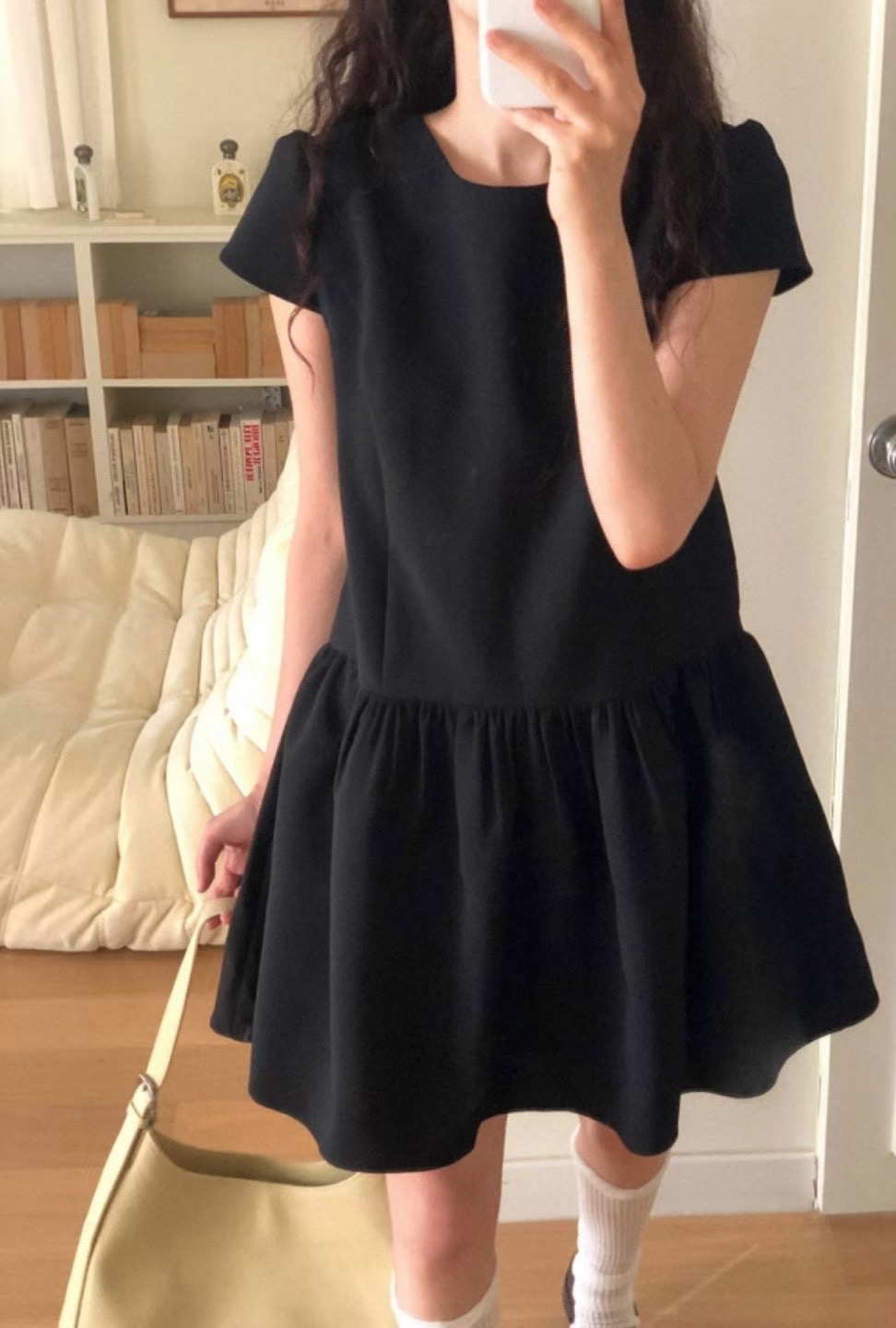 UNCOVER CUBE東大門㊣直郵女裝新款25春夏熱賣人氣推薦連衣裙LALAGIRL連衣裙圖色2