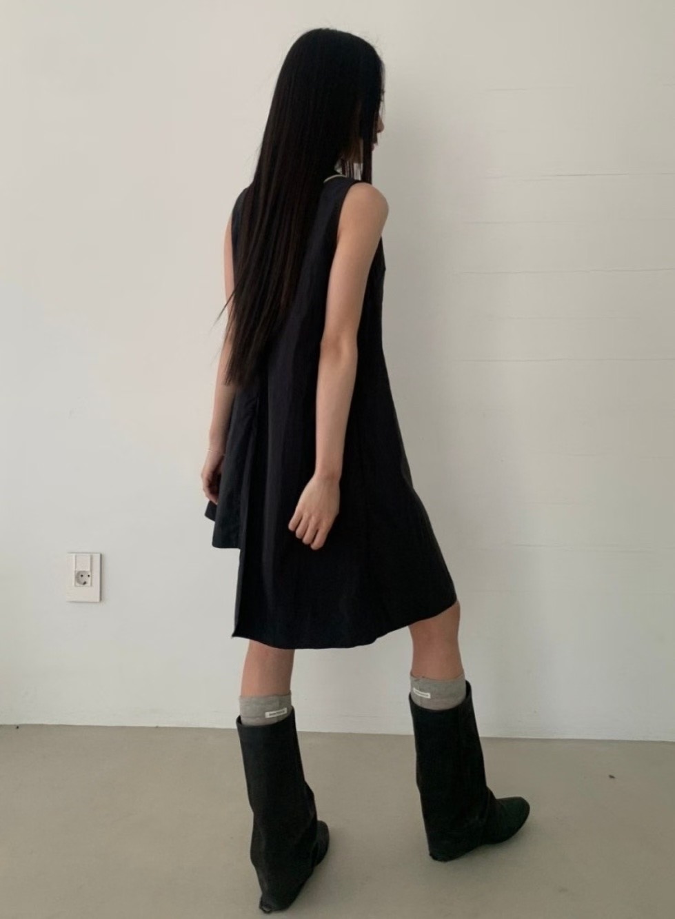 HIDDENHILLS東大門㊣代購女士新品25春夏人氣時尚熱賣連衣裙HIDDENHILLS連衣裙