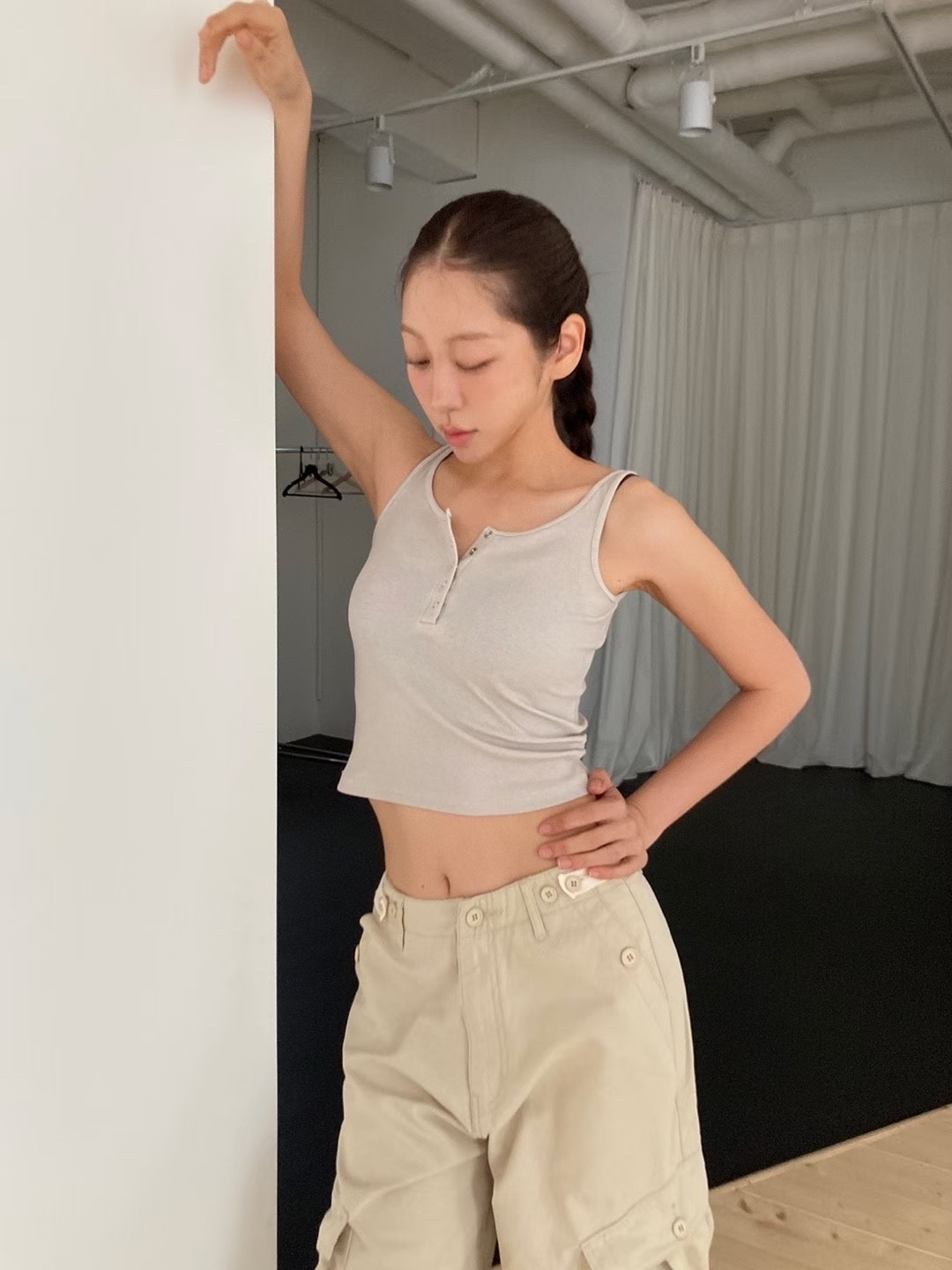HIDDENHILLS東大門㊣實拍女裝新品時尚25春夏職業真品吊帶背心HIDDENHILLS吊帶/背心