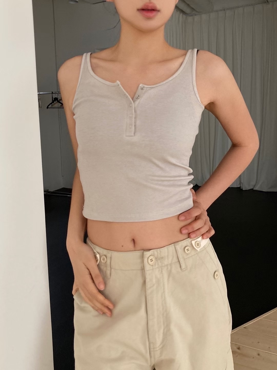 HIDDENHILLS東大門㊣實拍女裝新品時尚25春夏職業真品吊帶背心HIDDENHILLS吊帶/背心圖色3