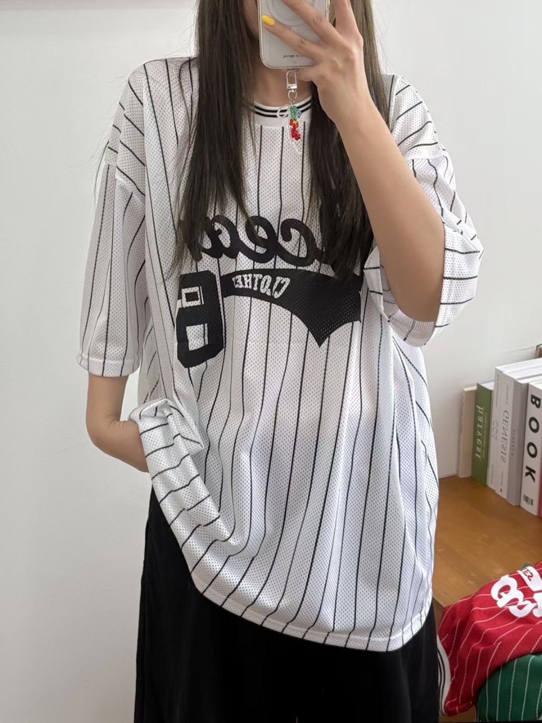 끌 벅지東大門㊣代購女裝新款人氣熱賣時尚推薦真品25春夏T恤Pull BuckT恤圖色2
