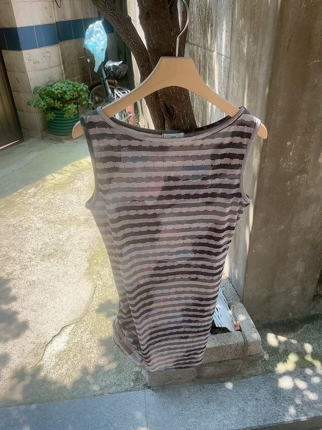 PODO東大門㊣直郵女士新品25春夏真品職業時尚熱賣吊帶背心PODO吊帶/背心圖色2