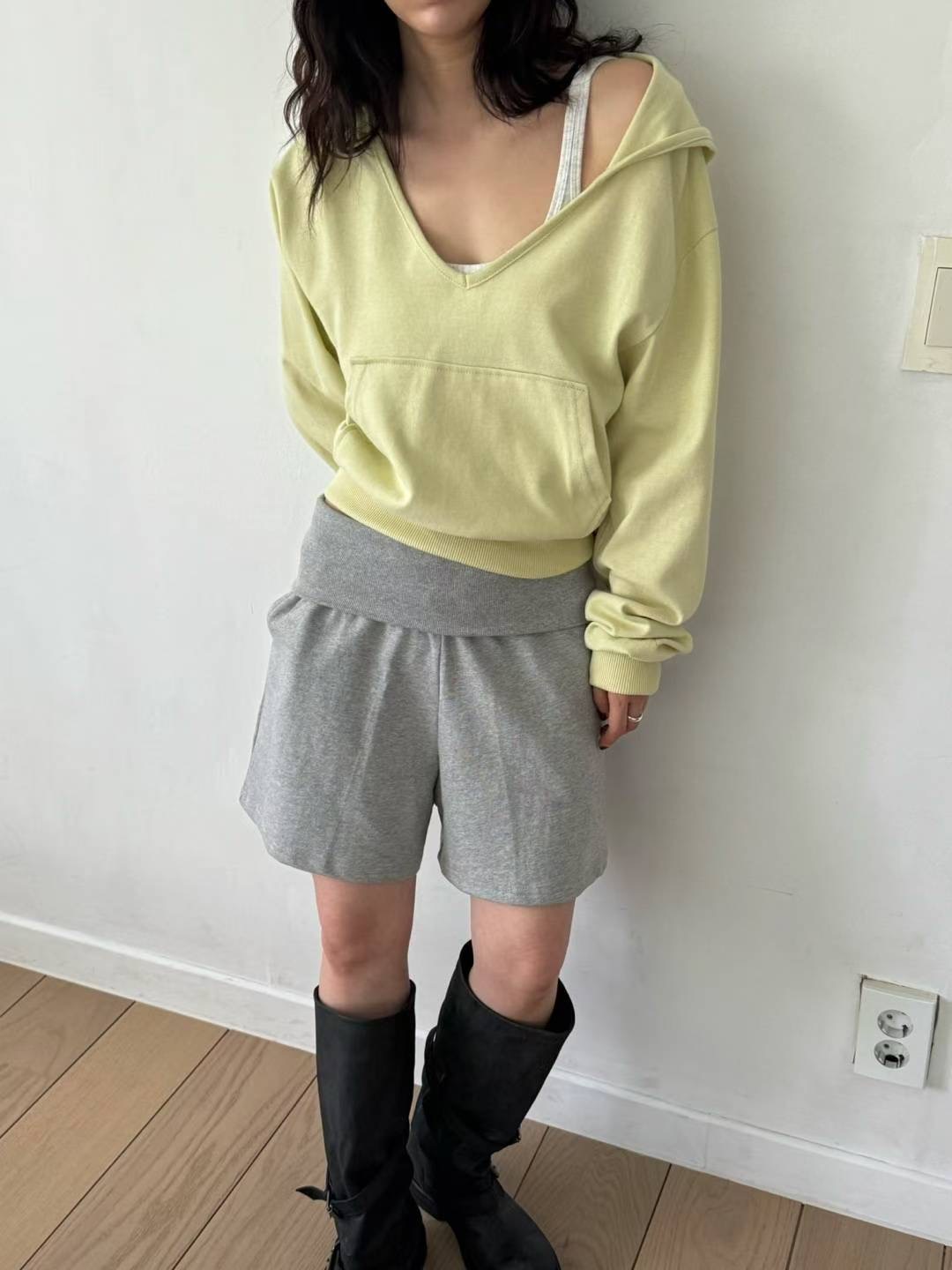 FAVOURED韓國代購㊣女士新品職業熱賣25春夏人氣真品時尚衛衣FAVOURED衛衣