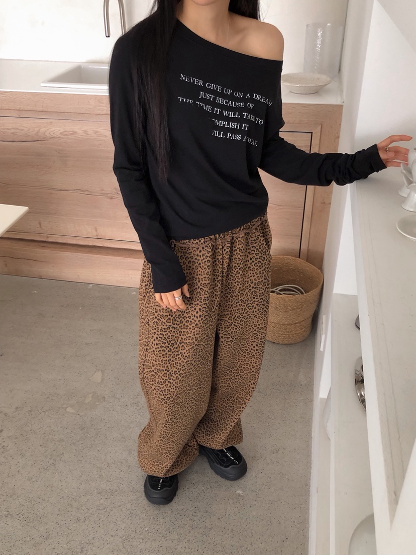 ZITTEN韓國代購㊣女裝新款真品職業休閑25春夏時尚熱賣長袖T恤ZITTEN長袖T恤