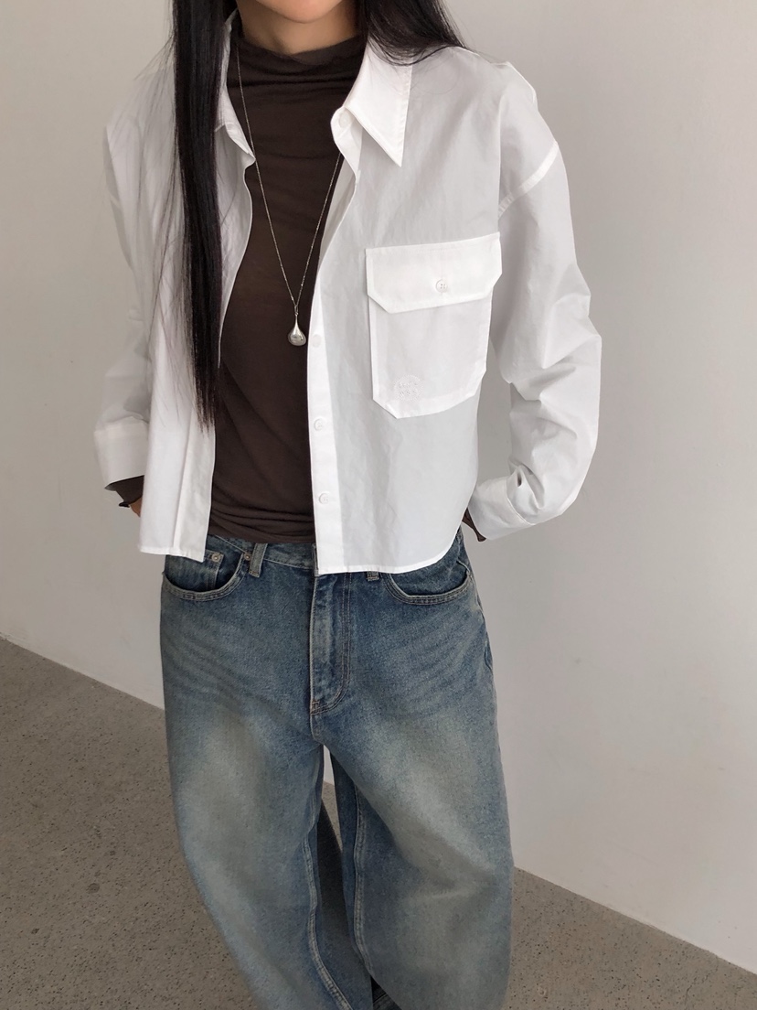 ZITTEN東大門㊣代購女裝新款休閑人氣職業襯衫蕾絲衫刺繡短款ZITTEN襯衫/蕾絲衫