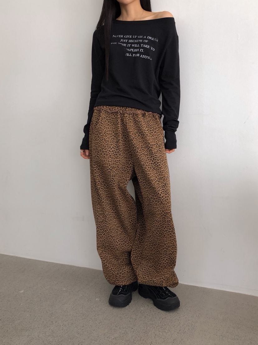 ZITTEN東大門㊣直郵女裝新款25春夏人氣推薦職業時尚休閑褲ZITTEN休閑褲