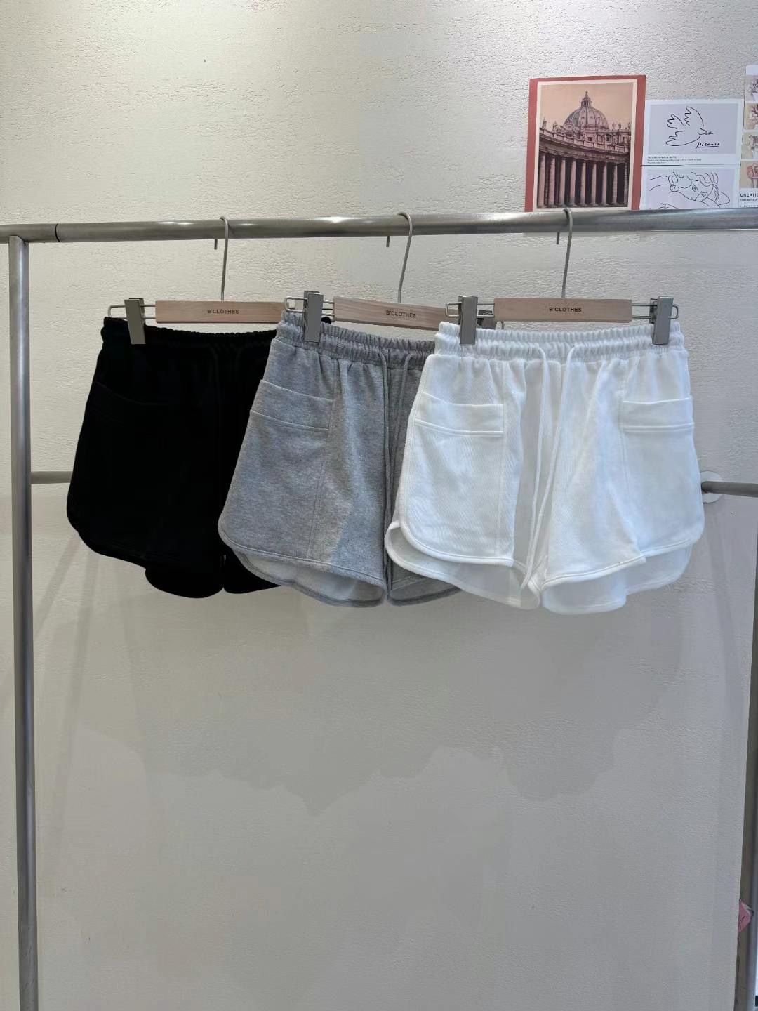 BCLOTHES-비클로스-T東大門㊣實拍女裝新品人氣職業熱賣短褲BCLOTHES短褲
