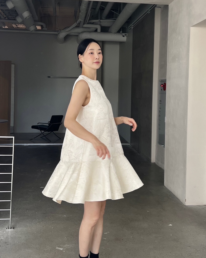 VERNI東大門㊣代購女裝新款熱賣時尚人氣25秋夏休閑真品連衣裙VERNI連衣裙