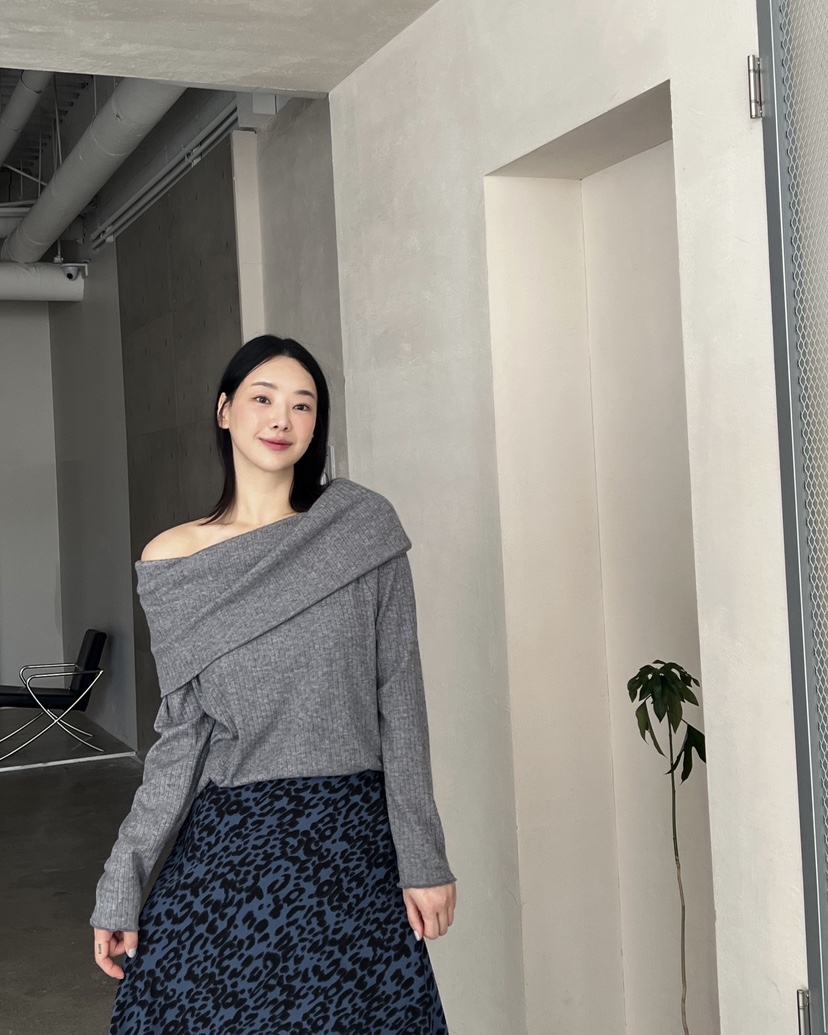 VERNI韓國直郵㊣女士新品休閑推薦時尚25秋夏職業針織衫露肩VERNI針織衫