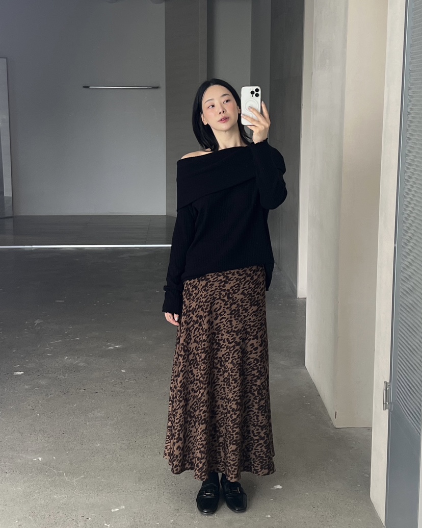 VERNI韓國直郵㊣女士新品休閑推薦時尚25秋夏職業針織衫露肩VERNI針織衫