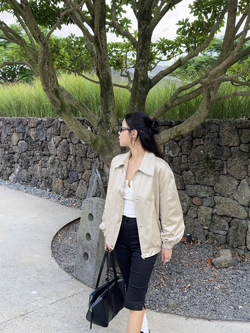 OUPPT東大門㊣實拍女裝新款時尚職業休閑熱賣推薦真品人氣夾克OUPPT夾克