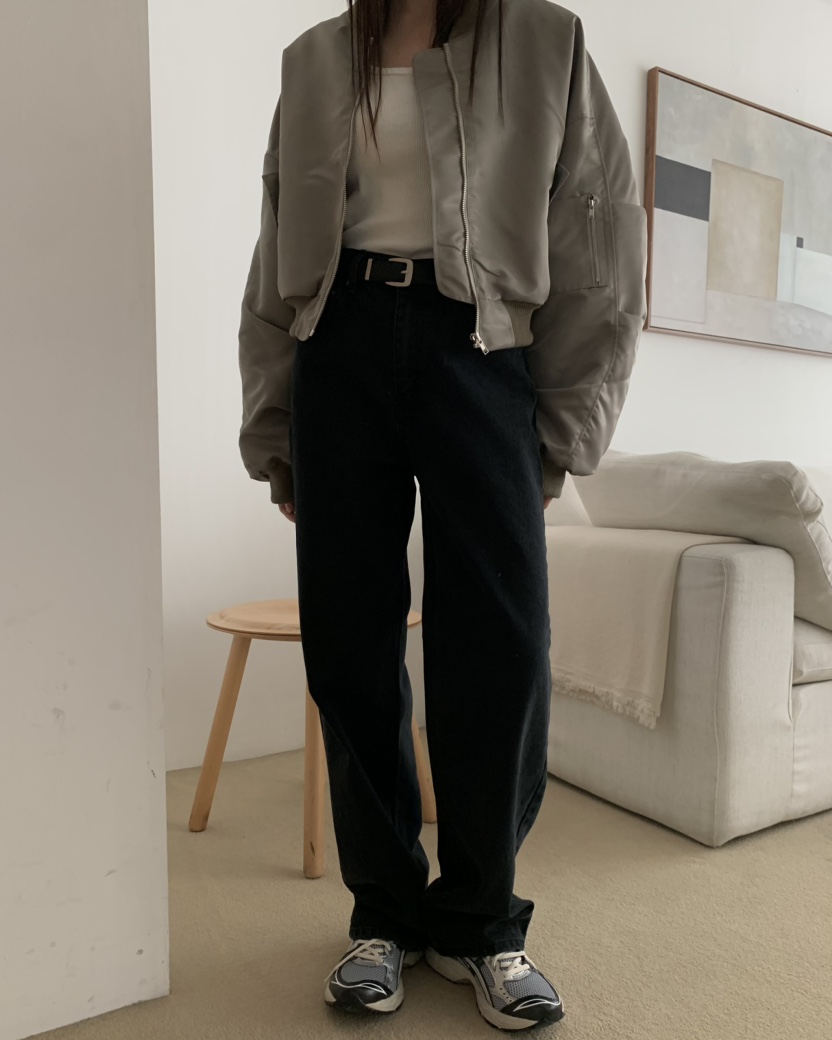 LOVE MOMENT東大門㊣直郵女裝新款熱賣人氣職業時尚牛仔褲LOVE MOMENT牛仔褲