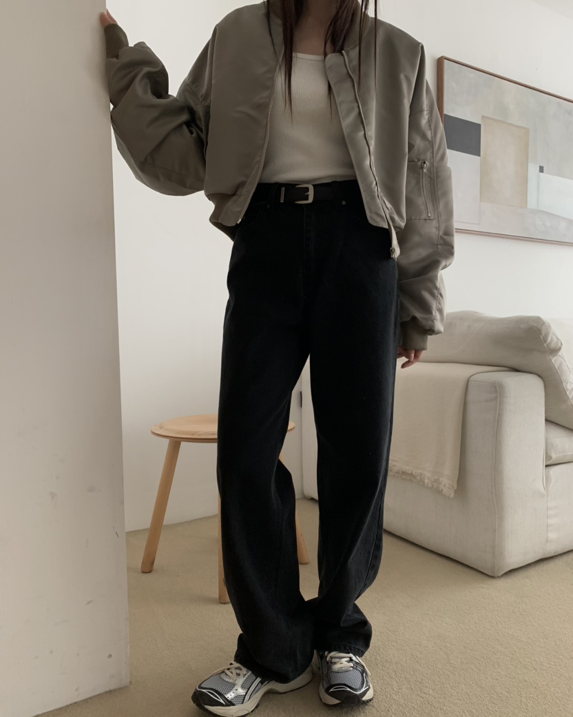 LOVE MOMENT東大門㊣直郵女裝新款熱賣人氣職業時尚牛仔褲LOVE MOMENT牛仔褲