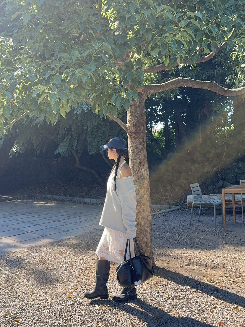 OUPPT東大門㊣代購女裝新品推薦25秋夏人氣時尚職業衛衣雙V領OUPPT衛衣