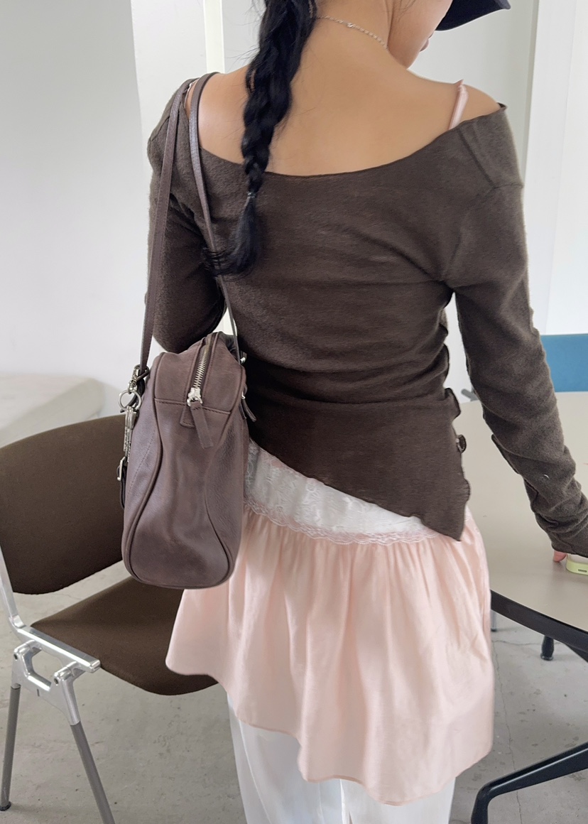 OUPPT東大門㊣直郵女裝新款職業休閑推薦時尚25秋夏長袖T恤羊毛OUPPT長袖T恤