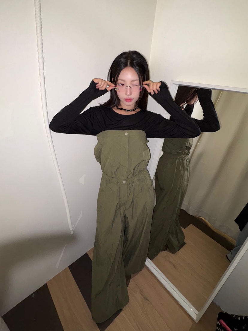 SUNDER MARKET東大門㊣直郵女士新款真品推薦背帶褲不含內搭SUNDER MARKET背帶褲