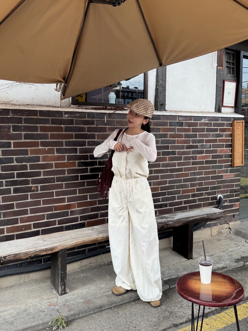 SUNDER MARKET東大門㊣直郵女士新款真品推薦背帶褲不含內搭SUNDER MARKET背帶褲