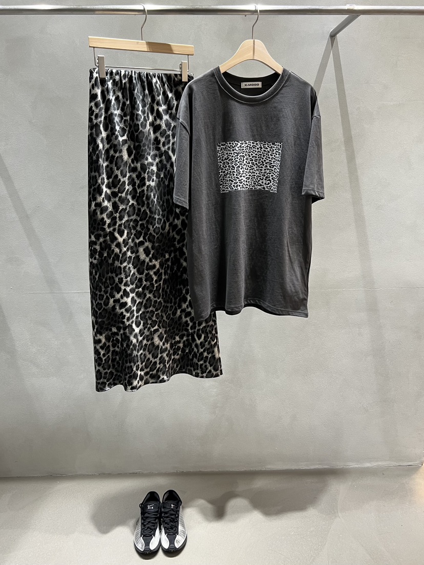 X-MOOD韓國直郵㊣女士新品25秋夏時尚推薦職業真品T恤豹紋X-MOODT恤