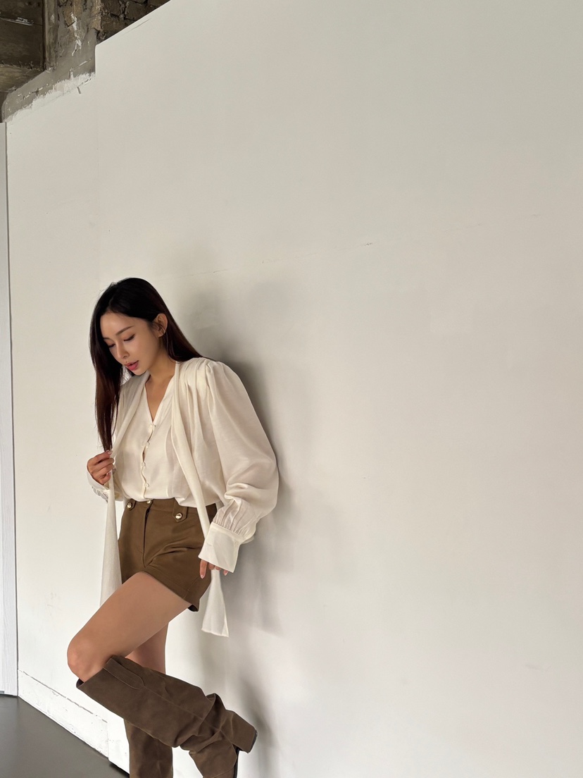 FOUREIGHT韓國直郵㊣女裝新款熱賣職業25秋夏休閑襯衫蕾絲衫FOUR EIGHT襯衫/蕾絲衫