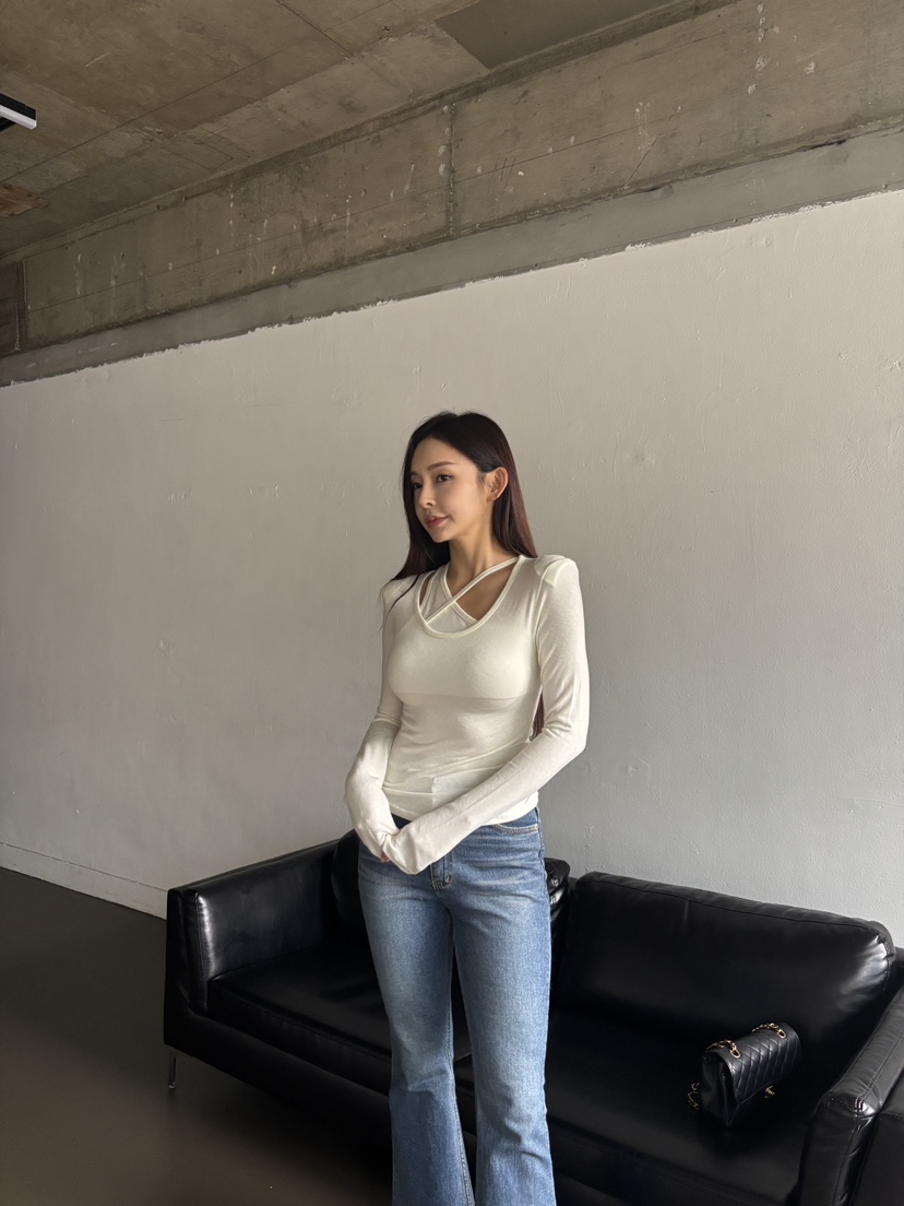 FOUREIGHT韓國代購㊣女士新品休閑真品時尚職業推薦長袖T恤FOUR EIGHT長袖T恤