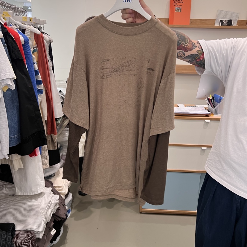 ARE東大門㊣直郵女士新品人氣真品職業熱賣時尚推薦長袖T恤ARE YOU/ARE長袖T恤圖色1