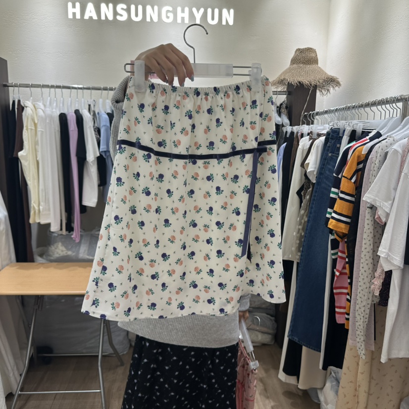 HANSUNGHYUN東大門㊣實拍女士新品休閑熱賣半身裙中短裙喇叭HANSUNGHYUN半身裙/中短裙圖色1