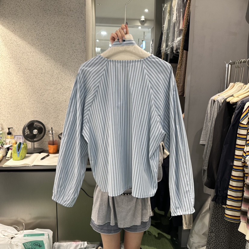 AMOEBA韓國代購㊣女士新品職業推薦時尚25秋夏熱賣襯衫蕾絲衫AMOEBA襯衫/蕾絲衫