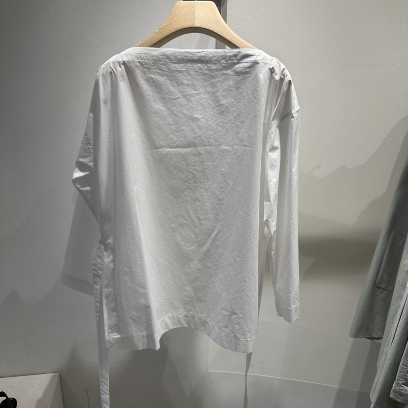 ROOM K-P韓國代購㊣女士新款25秋夏時尚熱賣人氣襯衫蕾絲衫ROOM K襯衫/蕾絲衫