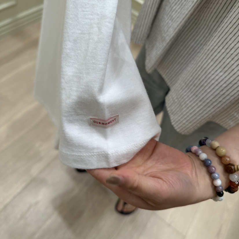 OURMOMENT東大門㊣代購女士新品時尚職業真品推薦人氣熱賣T恤OURMOMENTT恤