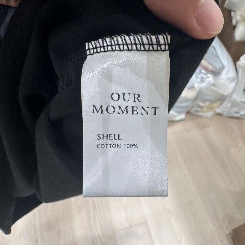 OURMOMENT東大門㊣代購女士新品時尚職業真品推薦人氣熱賣T恤OURMOMENTT恤