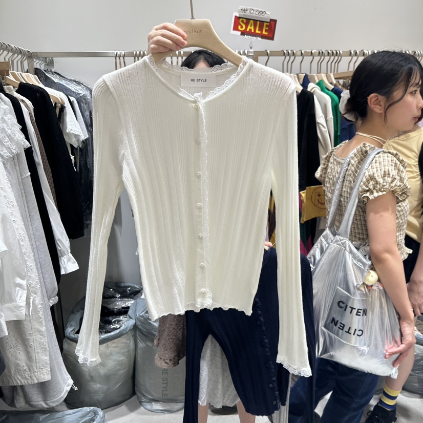 RE STYLE-Q韓國直郵㊣女士新款時尚25秋夏長袖T恤蕾絲開衫RE STYLE長袖T恤圖色2