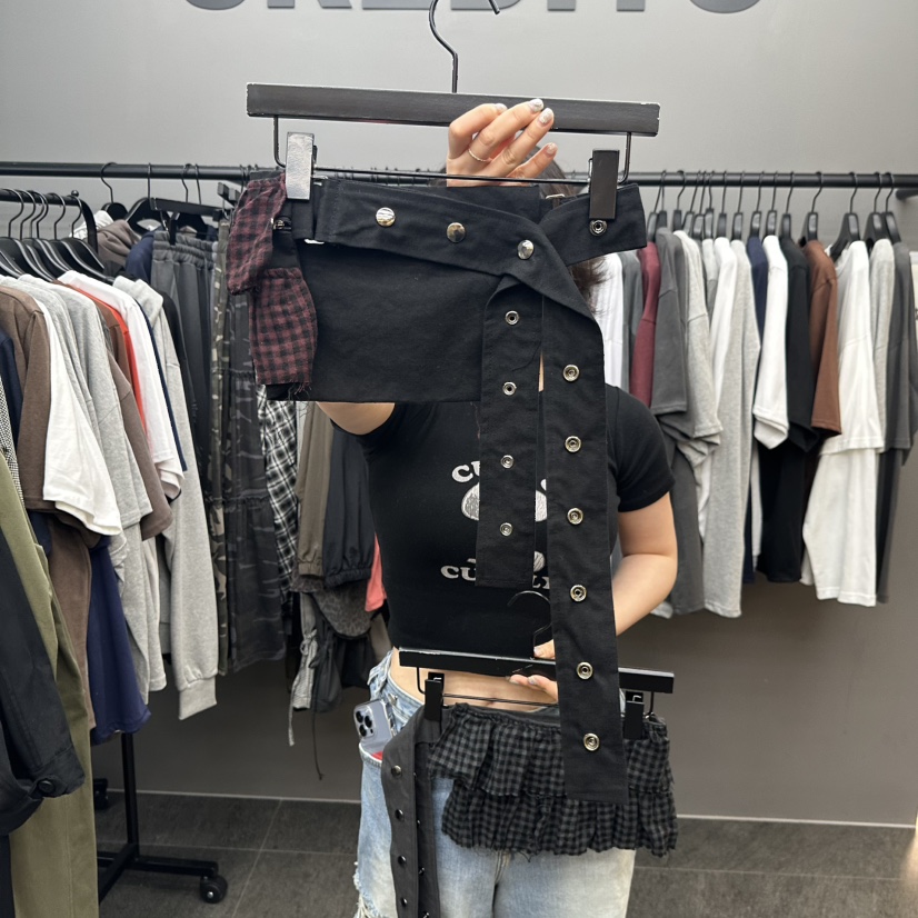 CREDITO東大門㊣代購女士新品真品休閑熱賣推薦時尚25秋夏短裙But ton/BOUTIQUE SEOUL短裙