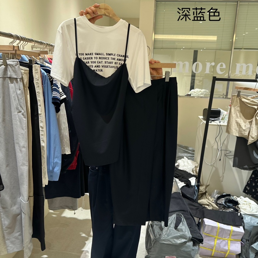 MOREMORE韓國直郵㊣女裝新款時尚熱賣職業真品人氣套裝兩件套more more套裝圖色2