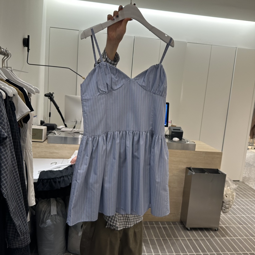 VIVE東大門㊣代購女士新品真品25秋夏推薦時尚熱賣職業連衣裙VIVE連衣裙圖色3