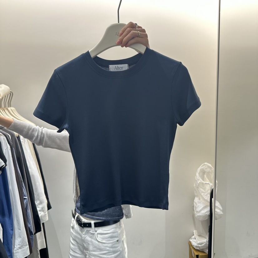 ALTER東大門㊣代購女裝新品職業推薦熱賣時尚25秋夏T恤絲綢AlterT恤圖色1