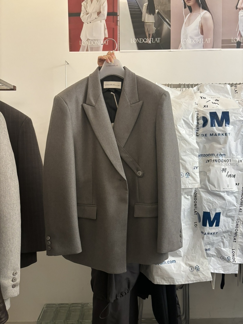 LONDON FLAT東大門㊣代購女裝新品熱賣推薦25秋夏休閑夾克LONDON FLAT夾克圖色2