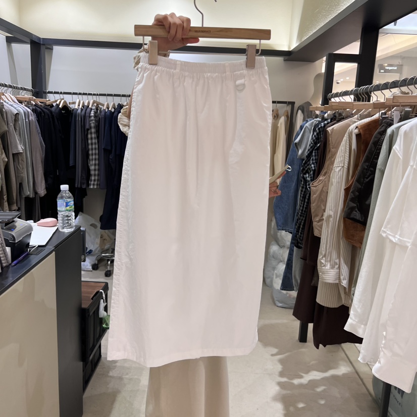 SELF SERVICE東大門㊣代購女裝新品時尚熱賣半身裙中短裙口袋SELF SERVICE半身裙/中短裙圖色1