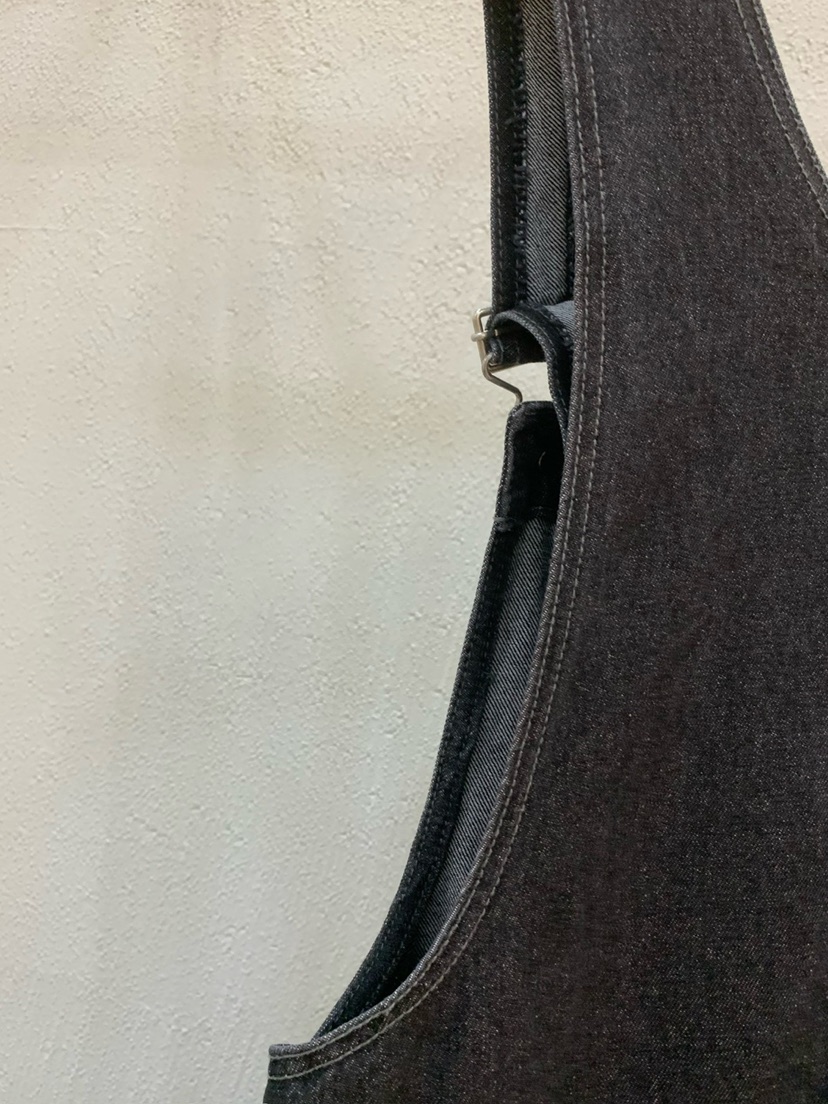 LIGHT AND SALT東大門㊣代購女裝新品職業人氣熱賣背帶褲LIGHT AND SALT背帶褲