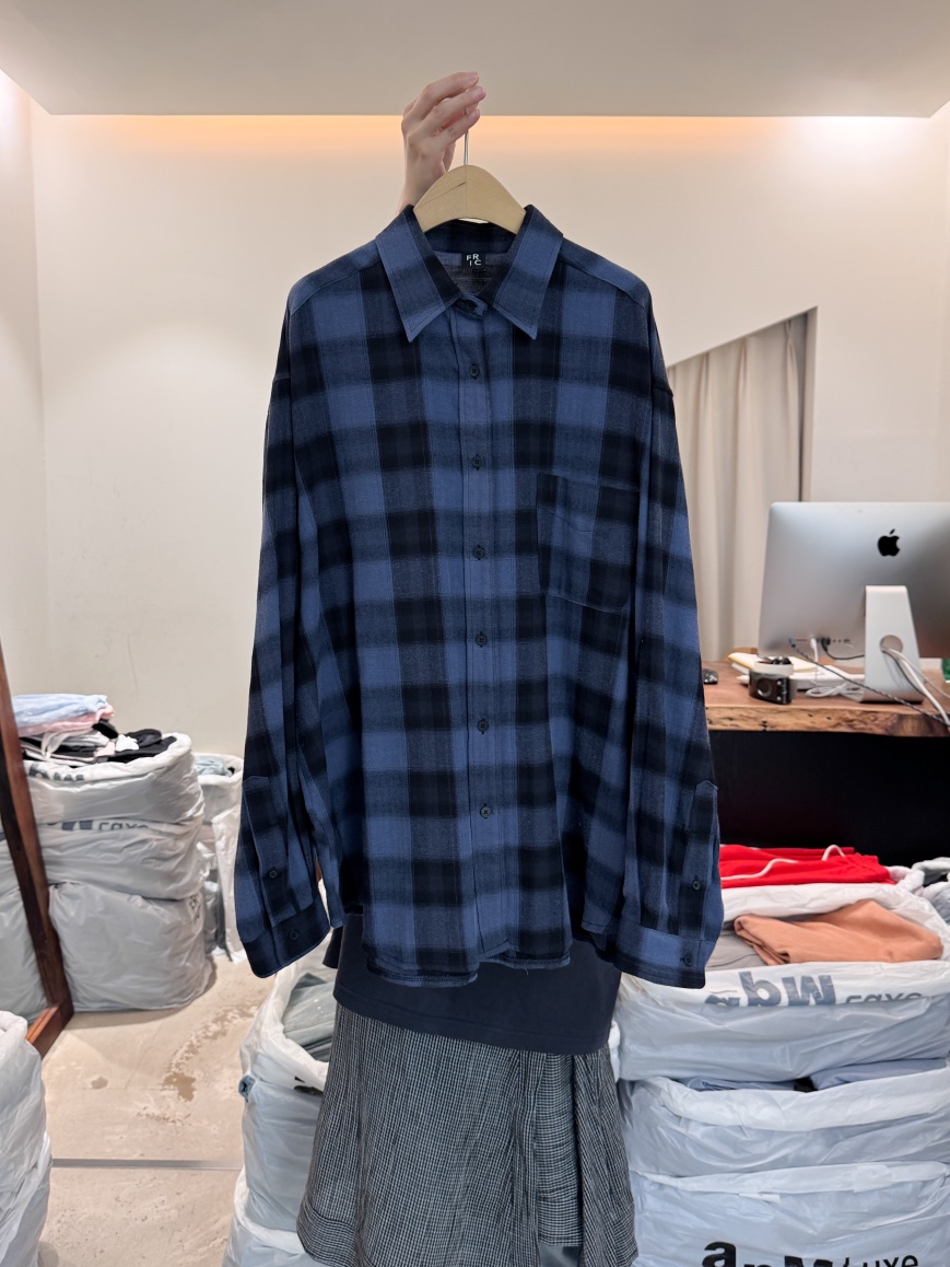 FRIC東大門㊣代購女士新品25秋冬職業時尚真品襯衫蕾絲衫格紋FRIC襯衫/蕾絲衫圖色3