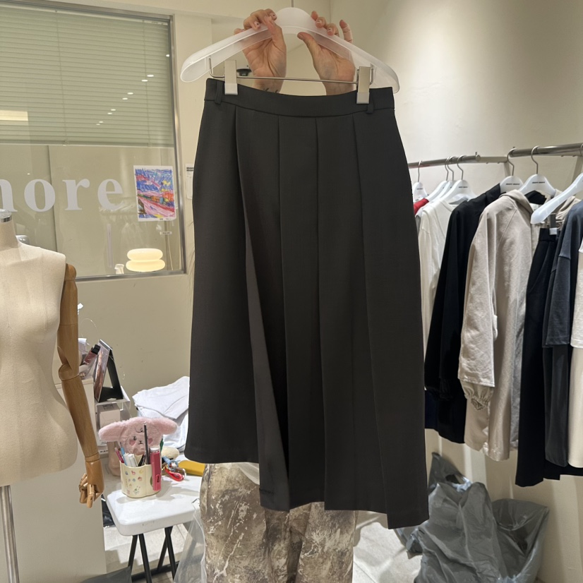 MOREMORE韓國代購㊣女裝新品熱賣人氣職業推薦半身裙中短裙more more半身裙/中短裙