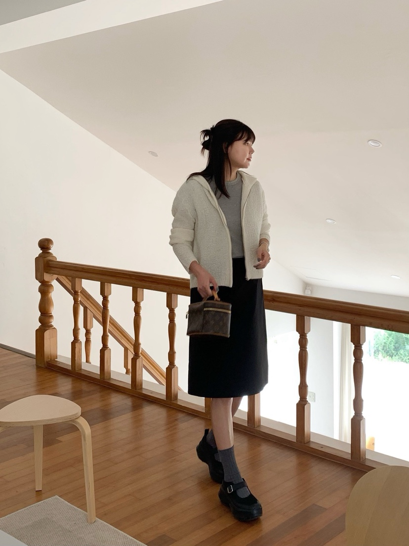 COURGETTE東大門㊣實拍女士新款時尚職業推薦熱賣休閑25秋冬T恤COURGETTET恤