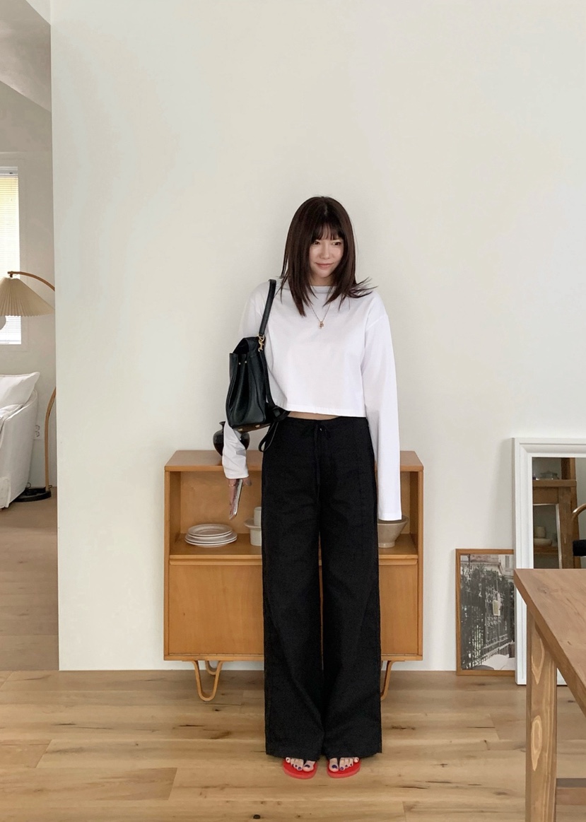 COURGETTE韓國直郵㊣女士新品真品25秋冬推薦熱賣長袖T恤短款COURGETTE長袖T恤
